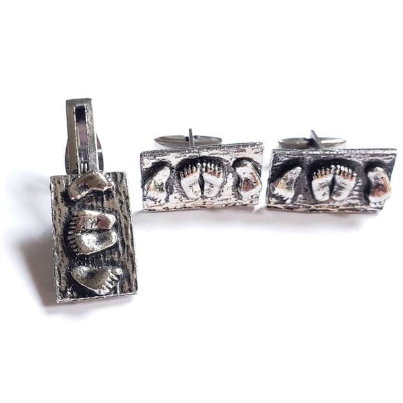 Retro Footprint Baby Feet Toes Cufflinks Tie Clip Bar Clasp Silver Tone Twins - Picture 3 of 10